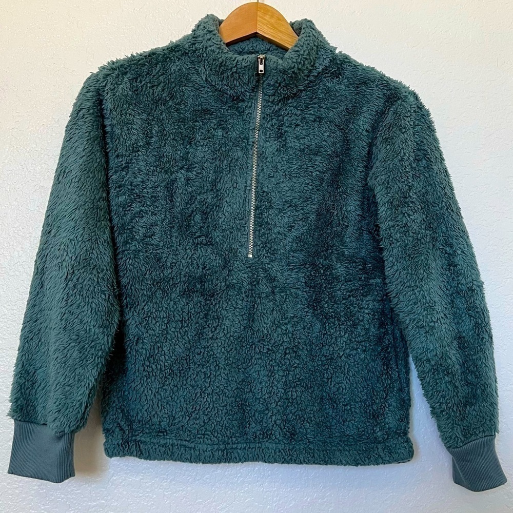 2/$30 Girls Sunset West fuzzy faux shearling teddy zip up jacket.  Teal color.